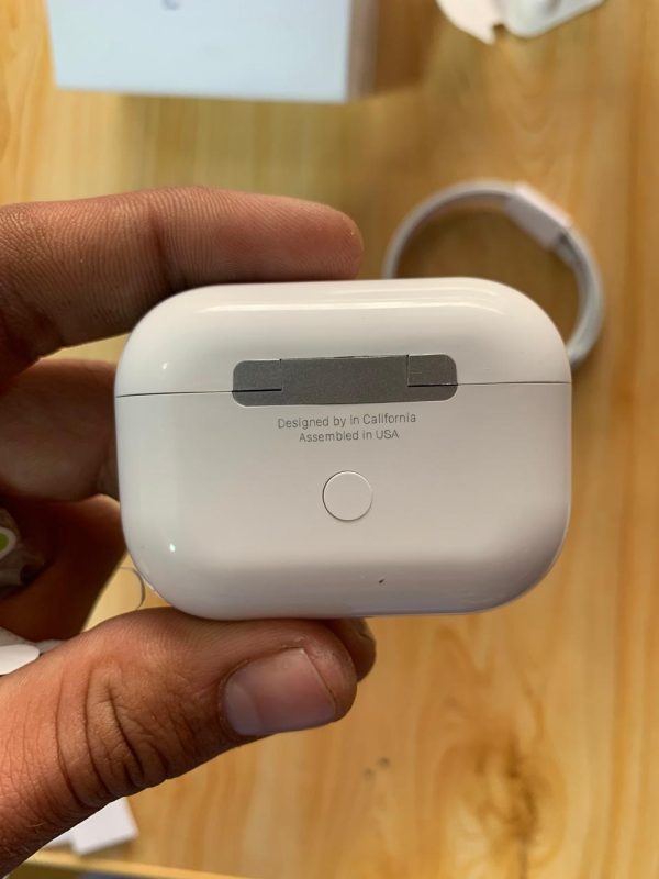 Airpods Pro 2nd Generation Platinum With ANC